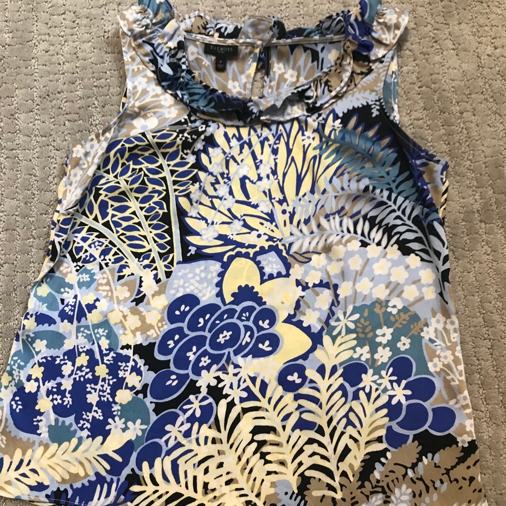 Ruffled sleeveless blouse